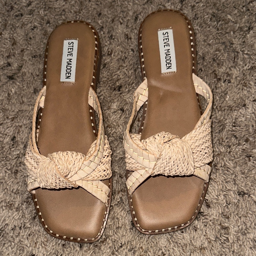 Steve Madden Beige Braided Knot Slide Sandals
